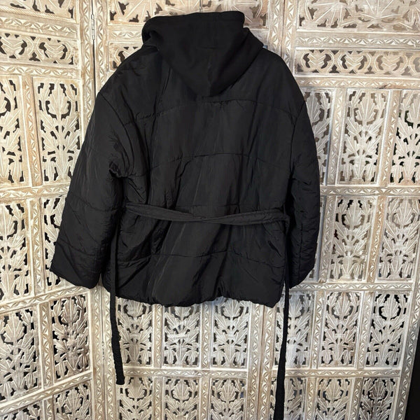 BLANKNYC Women’s Size Medium Black Lightweight Fair Shake Puffer Jacket