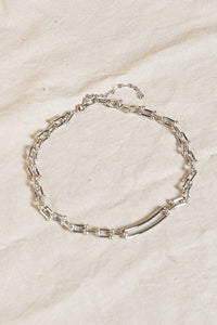 Mavis Silver Horseshoe Link Chain